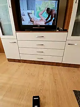 mario890605 online show from 6, 1, 2025