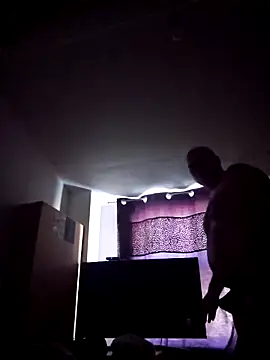 mario890605 online show from 10, 3, 2025