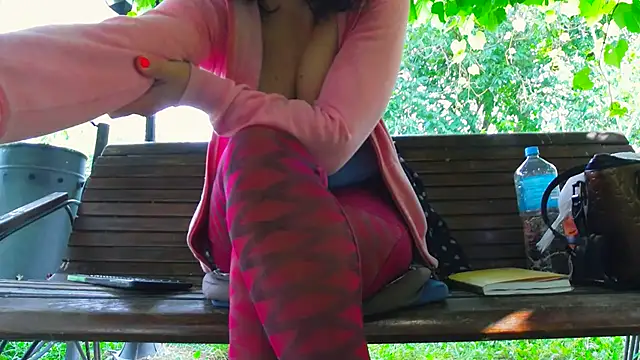 Snapshot of SquirtyMellissaLabia chatting on 12, 7, 2026 SquirtyMellissaLabia online show from 12, 7, 2026
