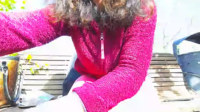 SquirtyMellissaLabia online show from 31, 10, 2025