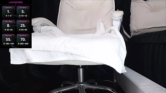 qianqian  online show from 19, 12, 2025