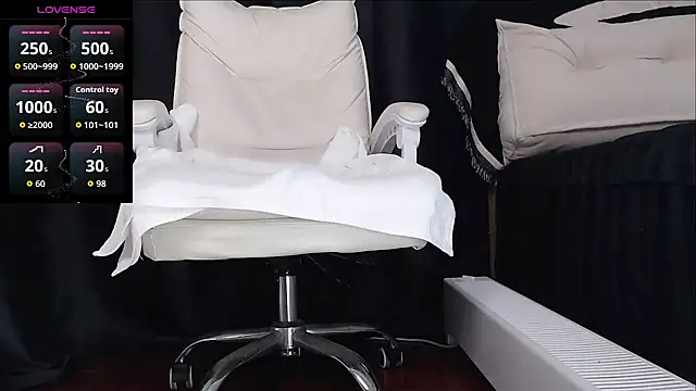 qianqian  online show from 20, 12, 2025