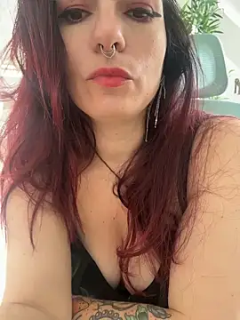 LunaMoongirl online show from 7, 5, 2026