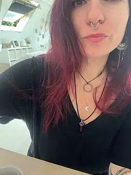 LunaMoongirl online show from 15, 7, 2026