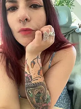 LunaMoongirl online show from 1, 5, 2026