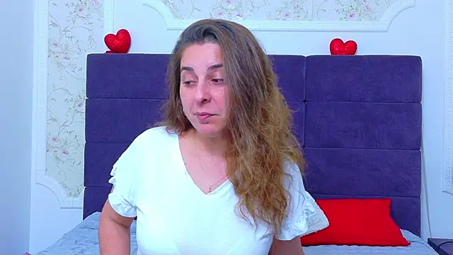 Snapshot of KarinaNoir chatting on 15, 6, 2026 KarinaNoir online show from 15, 6, 2026