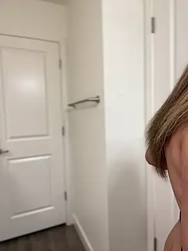 AriannaPena online show from 1, 3, 2025