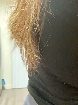 AriannaPena online show from 27, 2, 2025