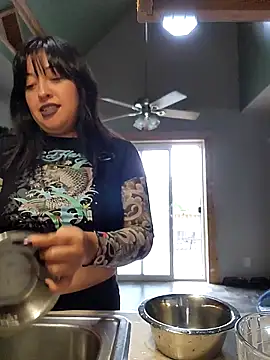 AriannaPena online show from 5, 10, 2025