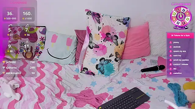 Snapshot of amy_petite chatting on 19, 3, 2025 amy petite online show from 19, 3, 2025