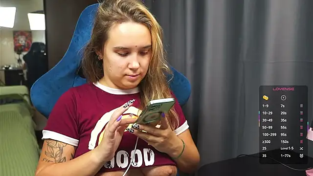 Sandra SW  online show from 12, 11, 2025