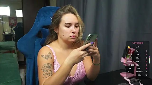 Sandra SW  online show from 27, 11, 2025