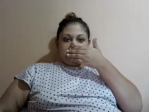 bellachow10 online show from 11, 11, 2025