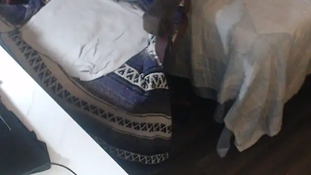 QueenDenizeAndTheCaptain online show from 3, 10, 2025