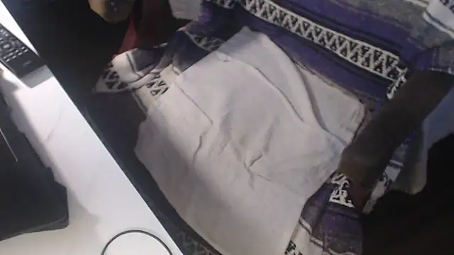 QueenDenizeAndTheCaptain online show from 2, 10, 2025