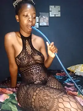 SheisBlacq online show from 8, 10, 2025