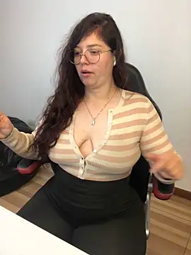 kayortiiz online show from 22, 5, 2026