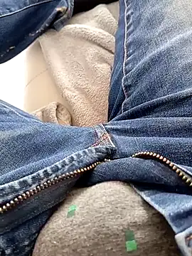 mickzizi online show from 27, 2, 2025