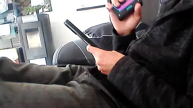 mickzizi online show from 22, 9, 2025