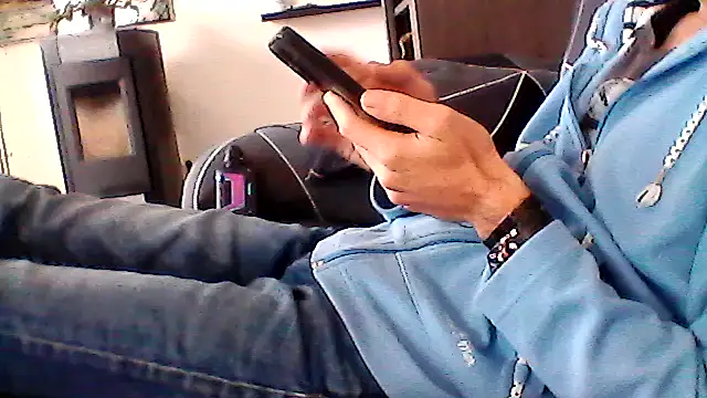 mickzizi online show from 8, 10, 2025