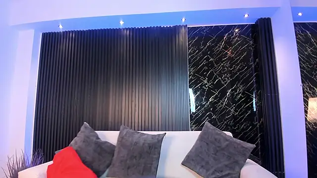 kimbrownn online show from 11, 3, 2025