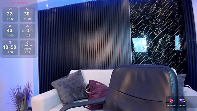 kimbrownn online show from 18, 3, 2025