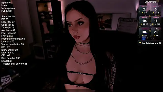 SofiRusselle online show from 27, 9, 2025