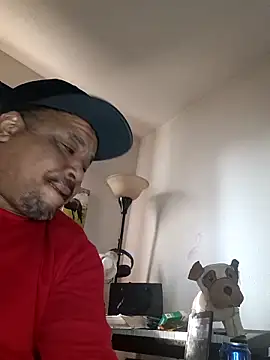 yellowwetfox online show from 17, 3, 2025