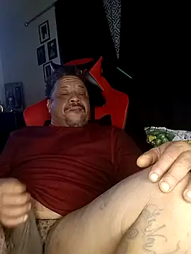 yellowwetfox online show from 19, 1, 2025