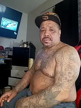 yellowwetfox online show from 27, 12, 2024