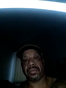 yellowwetfox online show from 2, 2, 2026