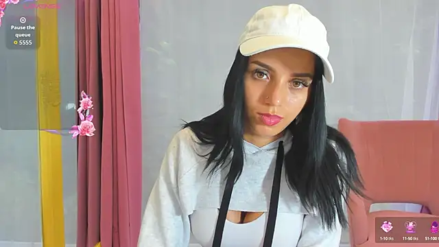 Sarabecker online show from 10, 9, 2025