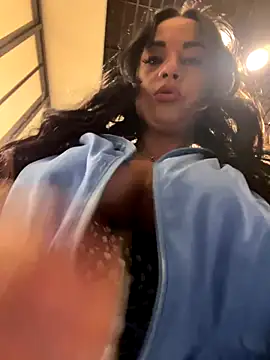 CrazzyChicks online show from 20, 9, 2025