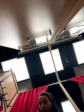 CrazzyChicks online show from 9, 11, 2025