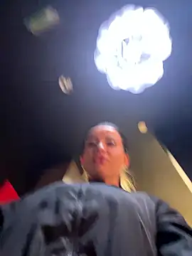 CrazzyChicks online show from 1, 11, 2025