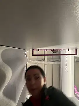 CrazzyChicks online show from 26, 10, 2025