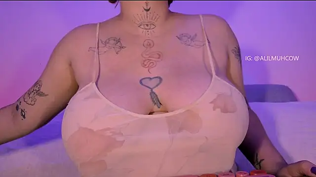 Lilmuh  online show from 2, 10, 2025