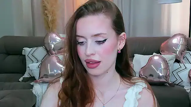  Sweet  Cherry  online show from 4, 4, 2026