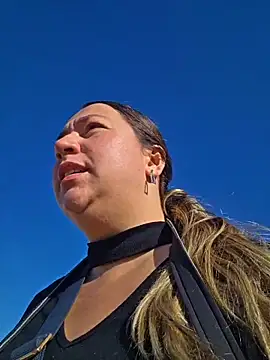 isabella rossse online show from 6, 4, 2026