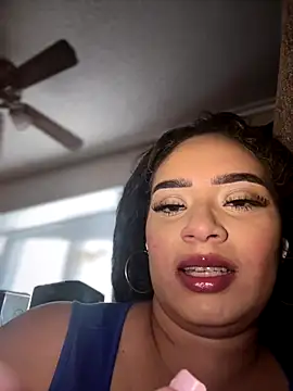 Snapshot of CarmelaAnthony chatting on 5, 10, 2025 CarmelaAnthony online show from 5, 10, 2025