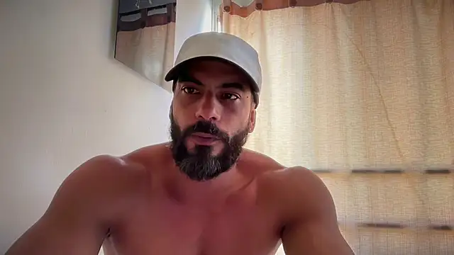 Snapshot of romeolovedark chatting on 15, 5, 2026 romeolovedark online show from 15, 5, 2026