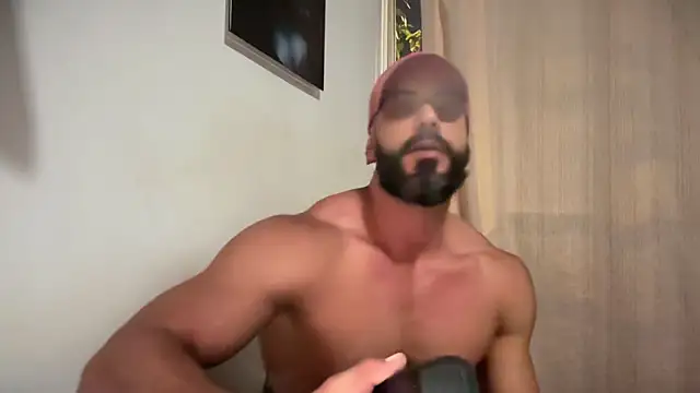 Snapshot of romeolovedark chatting on 4, 5, 2026 romeolovedark online show from 4, 5, 2026
