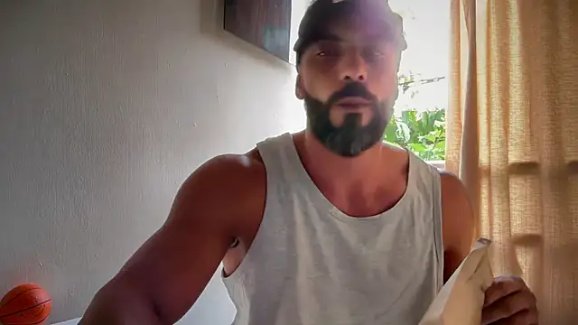 Snapshot of romeolovedark chatting on 16, 5, 2026 romeolovedark online show from 16, 5, 2026