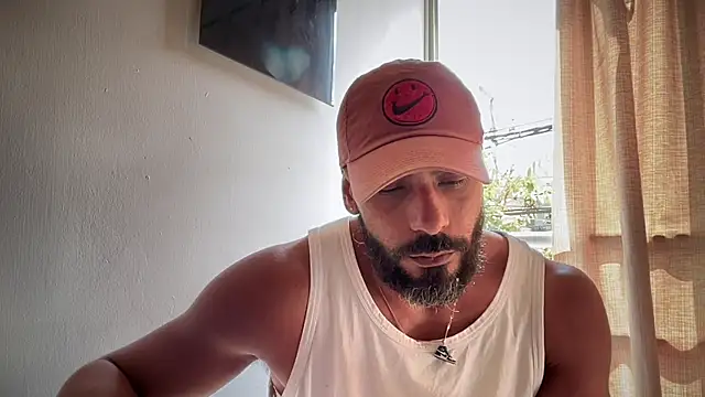 romeolovedark online show from 5, 1, 2026