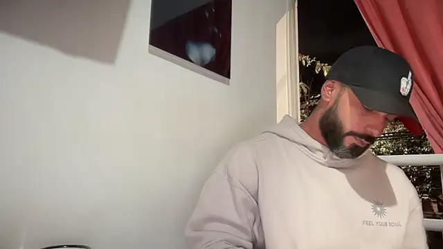 romeolovedark online show from 25, 11, 2025