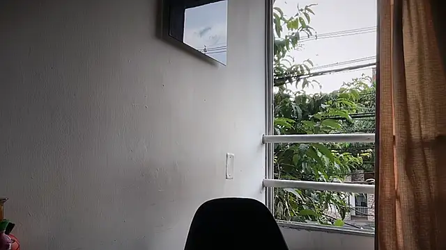 Snapshot of romeolovedark chatting on 20, 5, 2026 romeolovedark online show from 20, 5, 2026