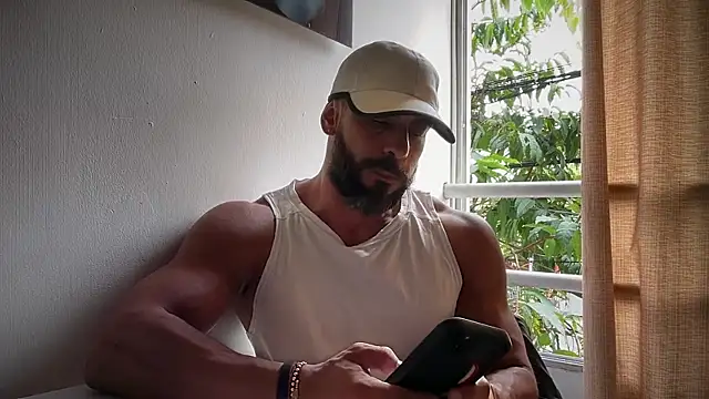 Snapshot of romeolovedark chatting on 26, 6, 2026 romeolovedark online show from 26, 6, 2026