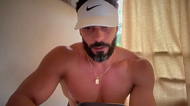 Snapshot of romeolovedark chatting on 10, 6, 2026 romeolovedark online show from 10, 6, 2026