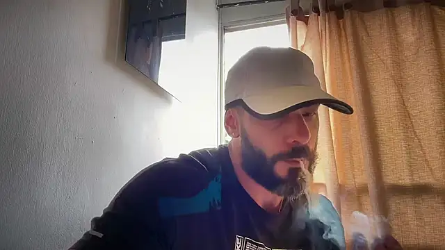 Snapshot of romeolovedark chatting on 25, 5, 2026 romeolovedark online show from 25, 5, 2026