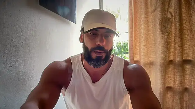 Snapshot of romeolovedark chatting on 15, 6, 2026 romeolovedark online show from 15, 6, 2026